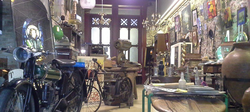 tienda de antiguedades en Tarragona