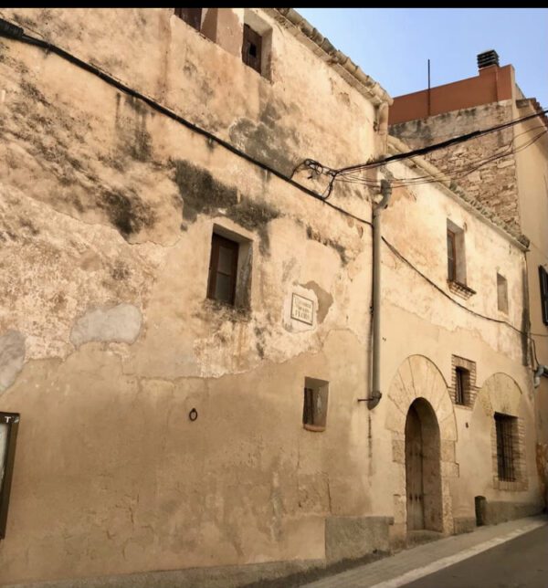 casa medieval para restaurar en Tarragona (1)